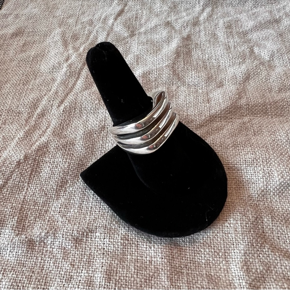 Silpada sterling silver ring